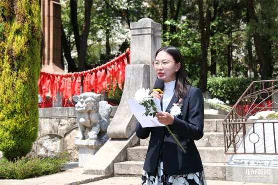 5 团委书记许小雷老师讲话.jpg