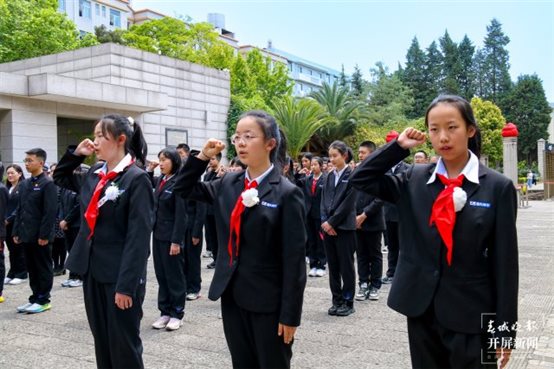 11.2 重温入队誓词.JPG