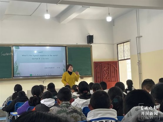 云大附中专家团队赴香格里拉帮扶支教