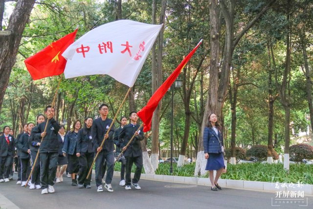 1 队伍行进（1）.jpg