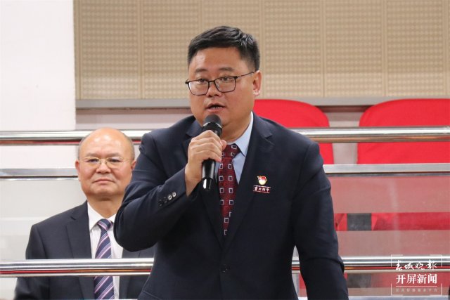 云大附中新生家长会温情启幕
