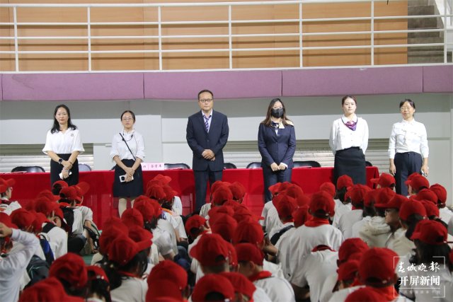 云大附中新生家长会温情启幕