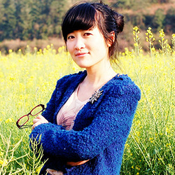 音美教研老师：杨伊