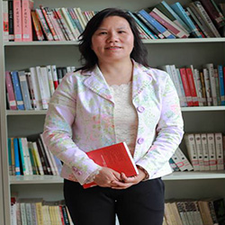 高级教师：冯迎春