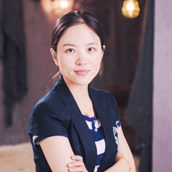 中学高级教师：罗琦